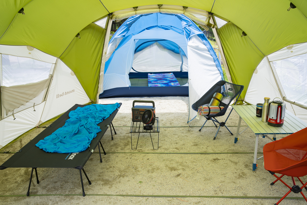   真夏にキャンプで涼しく眠りたい！①テント＋スクリーンタープ就寝術7選