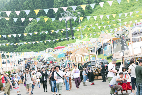   キャンプライターおすすめの夏フェスキャンプの過ごし方！