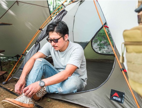   テントサイトの新常識！雨風に強い、カンガルースタイルでゆったりキャンプ