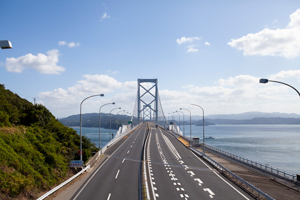   淡路島の必見スポットをソロキャンパーがめぐる！結局最後は…